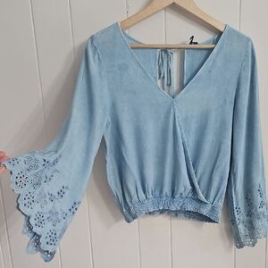 D&Kade Boho Wrap Crop Top Blue Bell Sleeve Eyelet Blouse 100% Rayon Size M